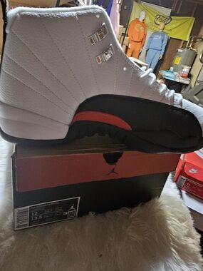 Jordan Men’s Basketball Sneakers White/Black/Red